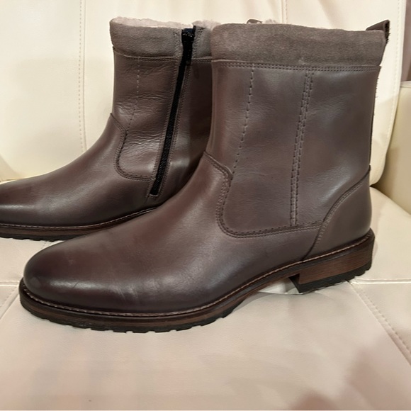 Stylish boots - Picture 7 of 9